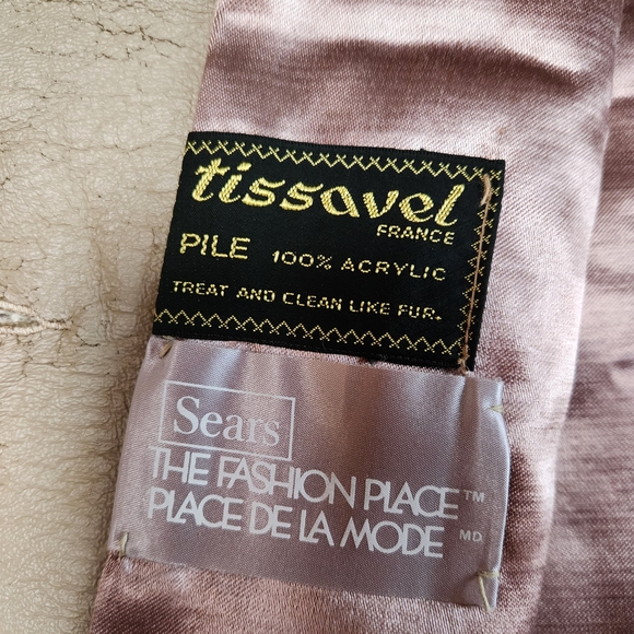 Vintage Sears Womens Fur Coat - Picture 2 of 5